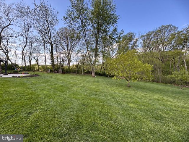 2955 SUMMER DR, Westminster, MD 21157