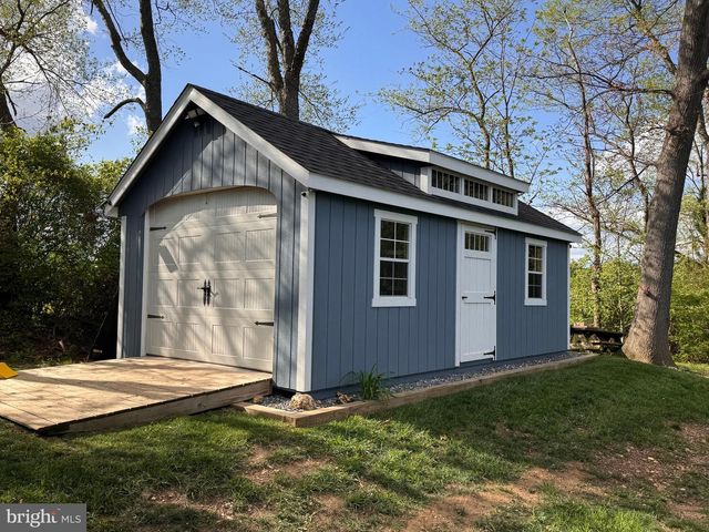 2955 SUMMER DR, Westminster, MD 21157