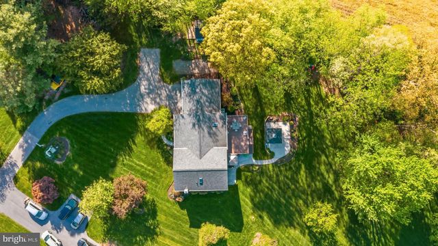2955 SUMMER DR, Westminster, MD 21157