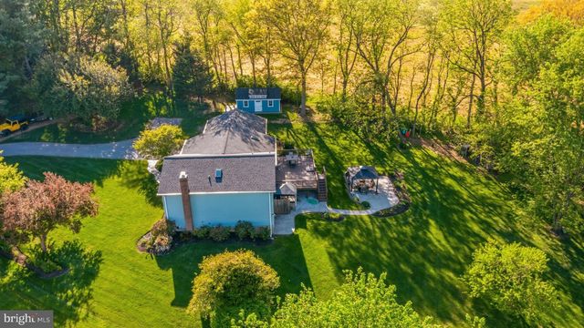 2955 SUMMER DR, Westminster, MD 21157