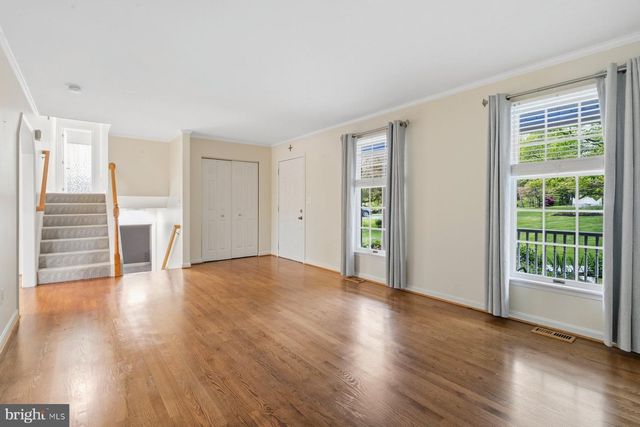 2955 SUMMER DR, Westminster, MD 21157