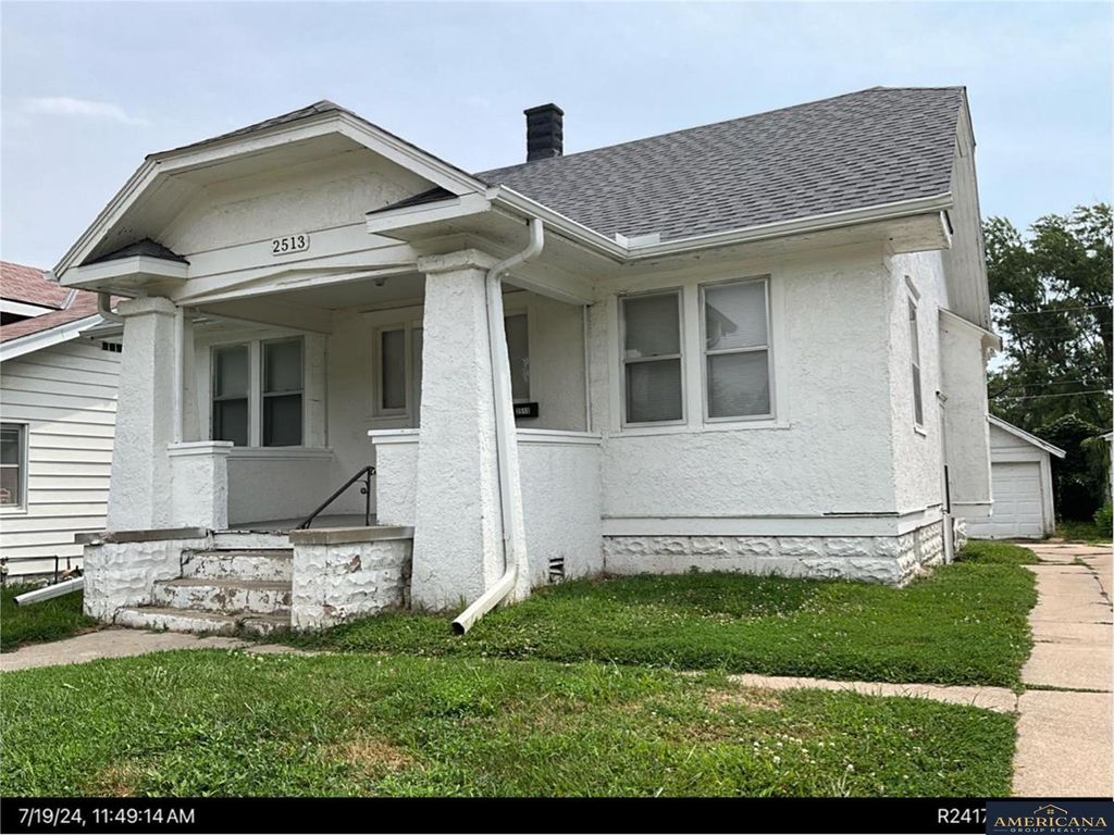 2513 N 49 Street, Omaha, NE 68104