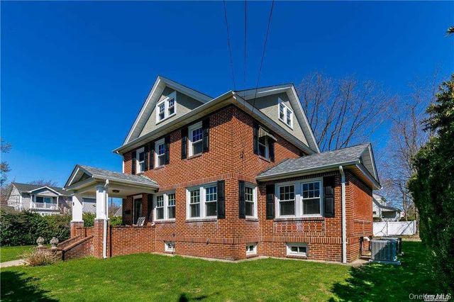 16 Union Avenue, Glen Head, NY 11545