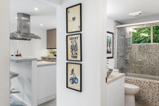 2557 S Broadmoor Drive, Palm Springs, CA 92264