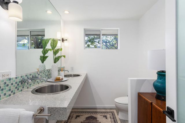 2557 S Broadmoor Drive, Palm Springs, CA 92264