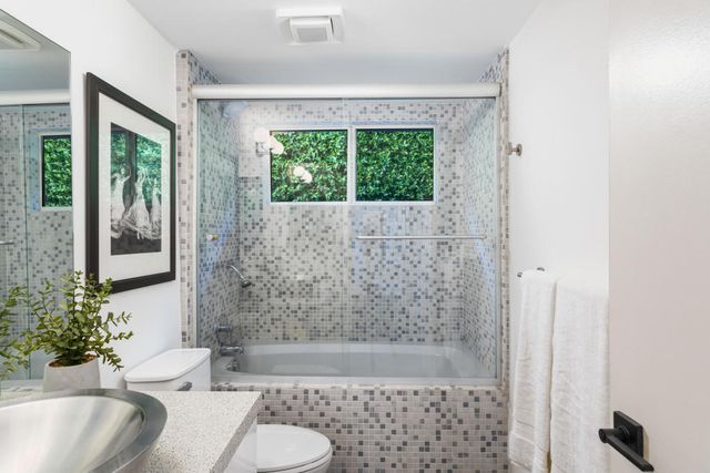 2557 S Broadmoor Drive, Palm Springs, CA 92264