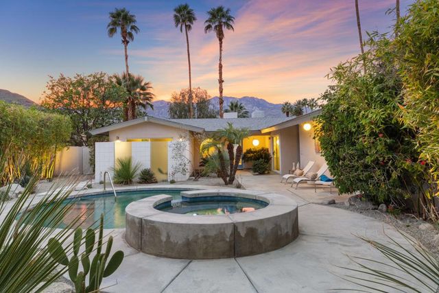 2557 S Broadmoor Drive, Palm Springs, CA 92264