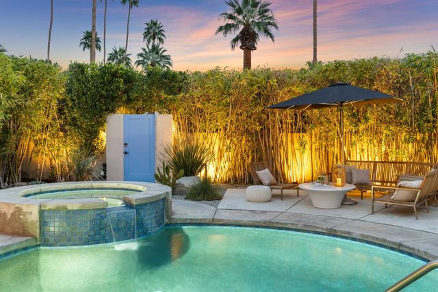 2557 S Broadmoor Drive, Palm Springs, CA 92264