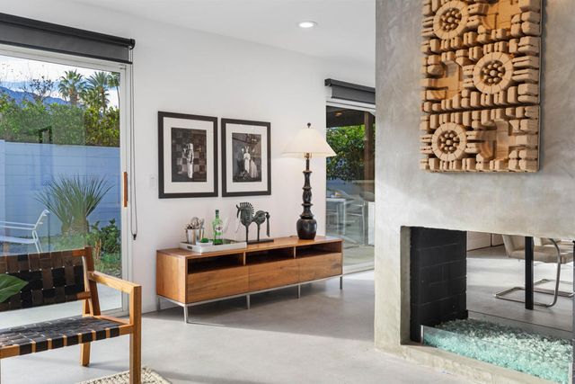 2557 S Broadmoor Drive, Palm Springs, CA 92264