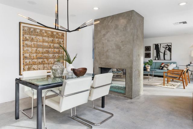 2557 S Broadmoor Drive, Palm Springs, CA 92264