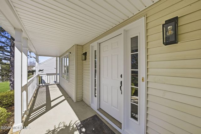 34 Knob Hill Road, Morganville, NJ 07751