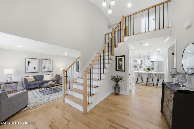 34 Knob Hill Road, Morganville, NJ 07751