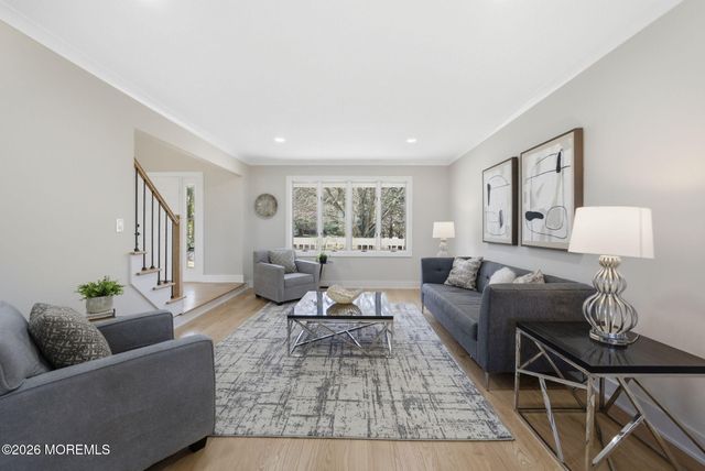 34 Knob Hill Road, Morganville, NJ 07751