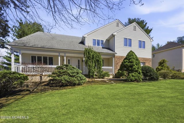 34 Knob Hill Road, Morganville, NJ 07751