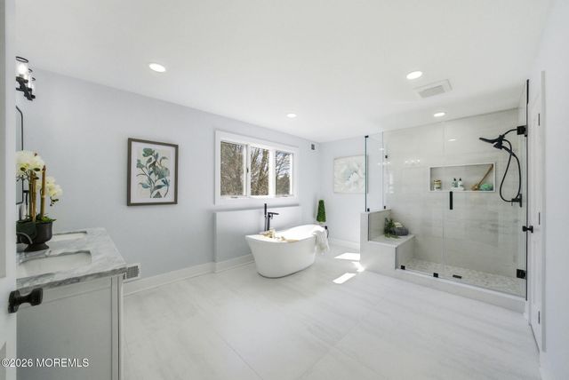 34 Knob Hill Road, Morganville, NJ 07751