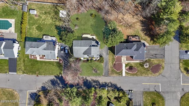 34 Knob Hill Road, Morganville, NJ 07751