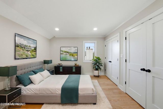 34 Knob Hill Road, Morganville, NJ 07751