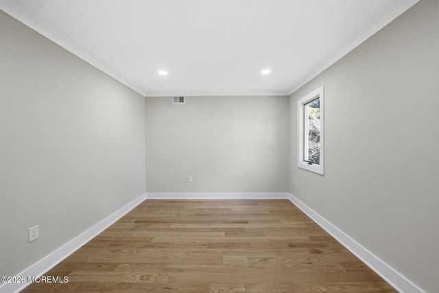 34 Knob Hill Road, Morganville, NJ 07751