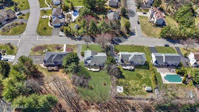 34 Knob Hill Road, Morganville, NJ 07751