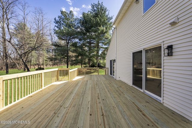 34 Knob Hill Road, Morganville, NJ 07751