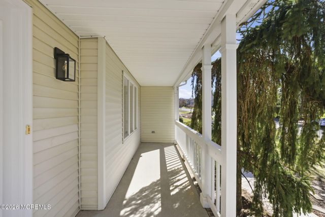 34 Knob Hill Road, Morganville, NJ 07751