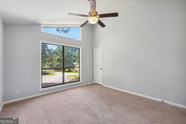 5249 Golf Valley Way, Stone Mountain, GA 30088