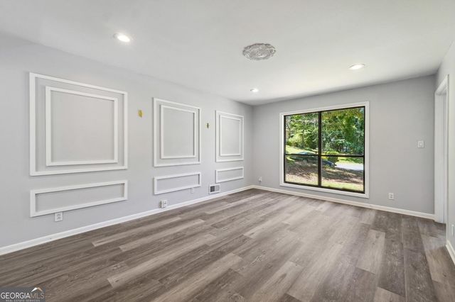 5249 Golf Valley Way, Stone Mountain, GA 30088