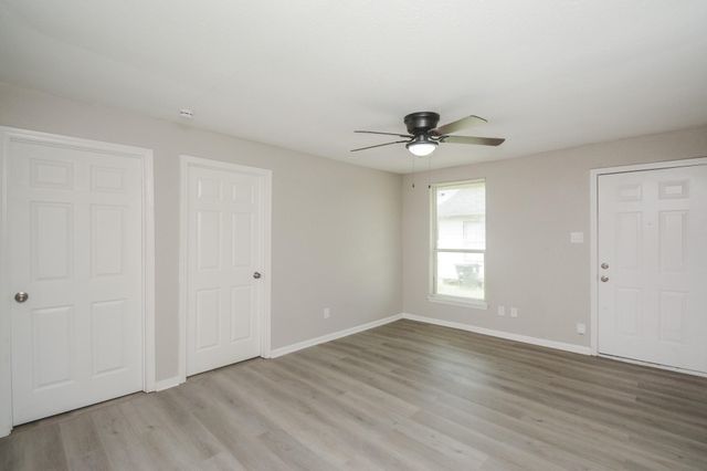 6014 Collingsworth Street, Houston, TX 77026