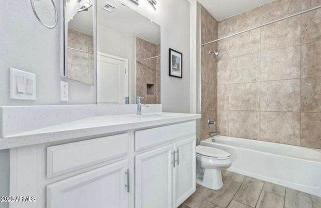 2511 W QUEEN CREEK Road 217, Chandler, AZ 85248