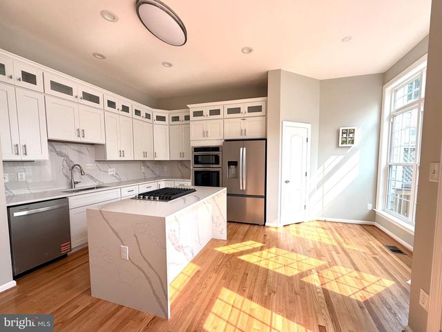8145 QUINN TER, Vienna, VA 22180