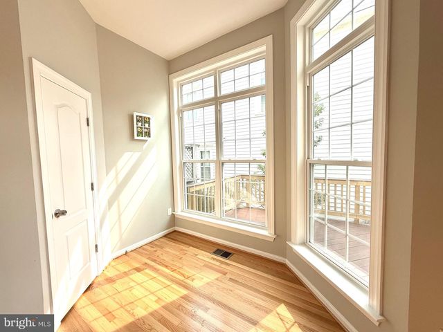 8145 QUINN TER, Vienna, VA 22180
