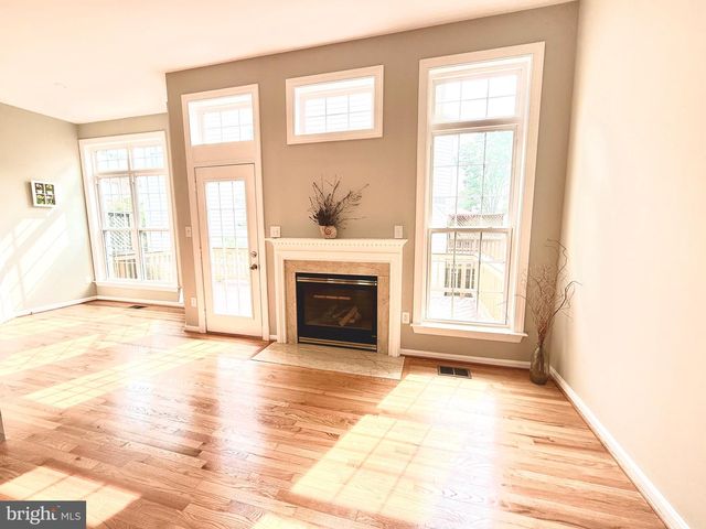 8145 QUINN TER, Vienna, VA 22180