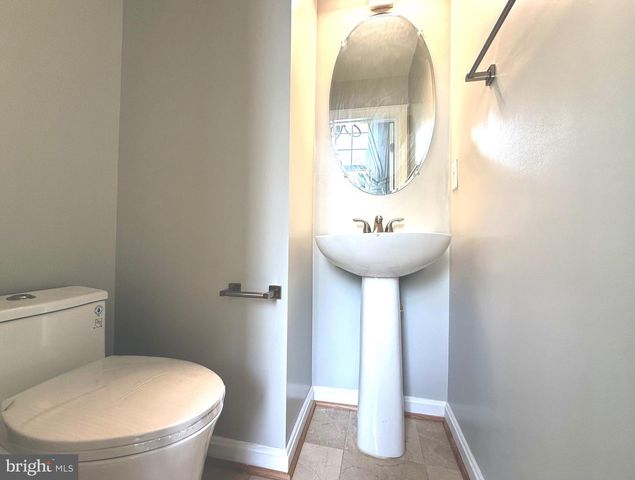 8145 QUINN TER, Vienna, VA 22180