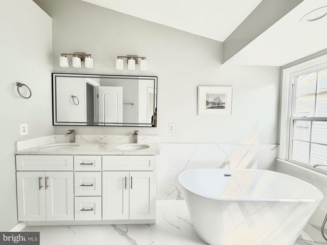 8145 QUINN TER, Vienna, VA 22180