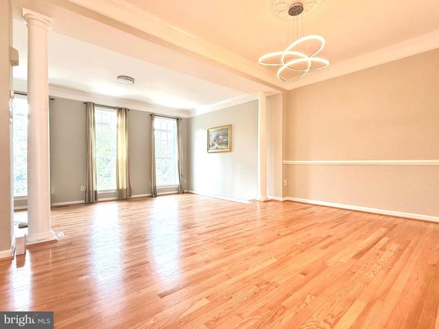 8145 QUINN TER, Vienna, VA 22180