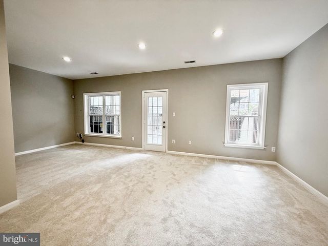 8145 QUINN TER, Vienna, VA 22180