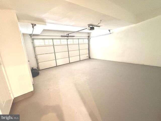 8145 QUINN TER, Vienna, VA 22180
