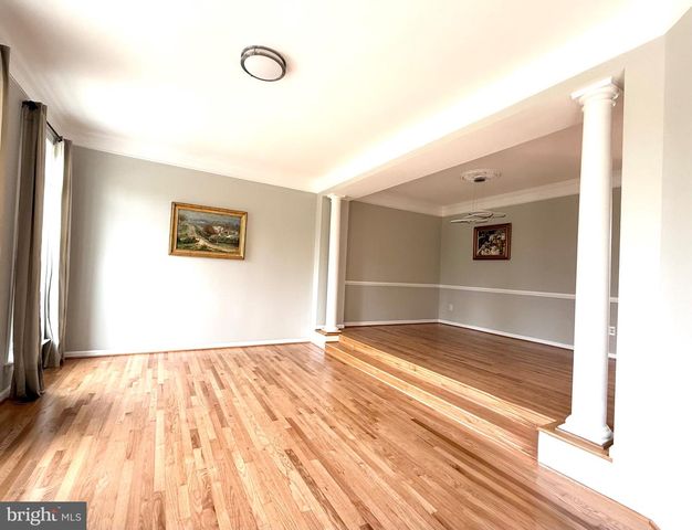 8145 QUINN TER, Vienna, VA 22180