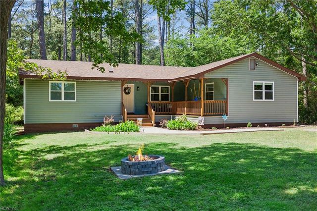 3 Grundland DR, Hampton, VA 23664
