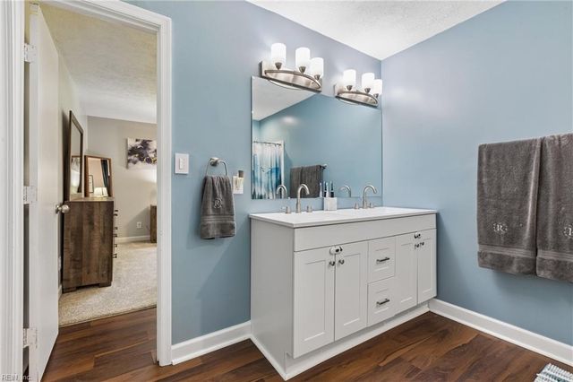 3 Grundland DR, Hampton, VA 23664