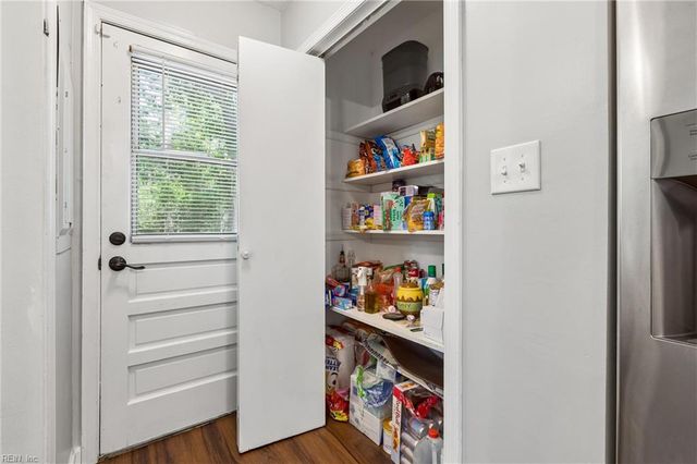3 Grundland DR, Hampton, VA 23664