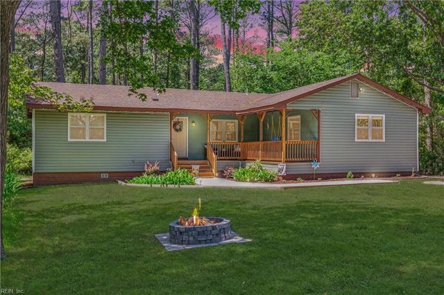 3 Grundland DR, Hampton, VA 23664