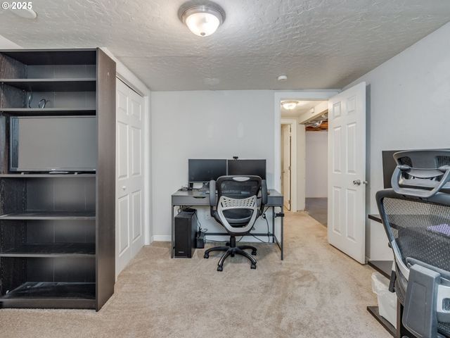 3711 THOMPSON Ave, Vancouver, WA 98660