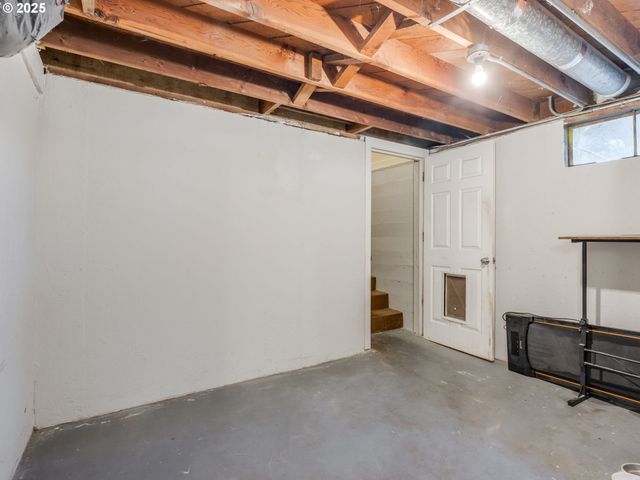 3711 THOMPSON Ave, Vancouver, WA 98660