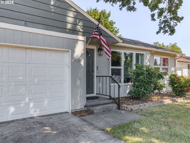 3711 THOMPSON Ave, Vancouver, WA 98660