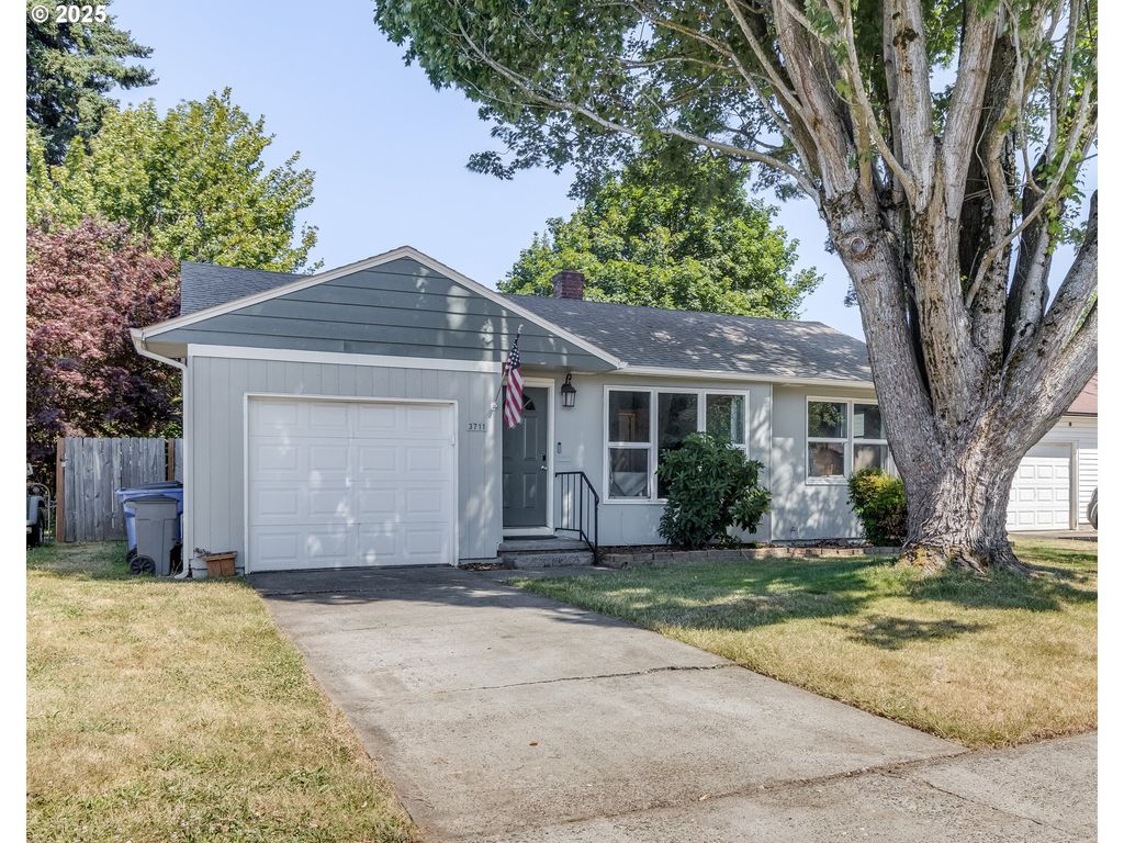 3711 THOMPSON Ave, Vancouver, WA 98660