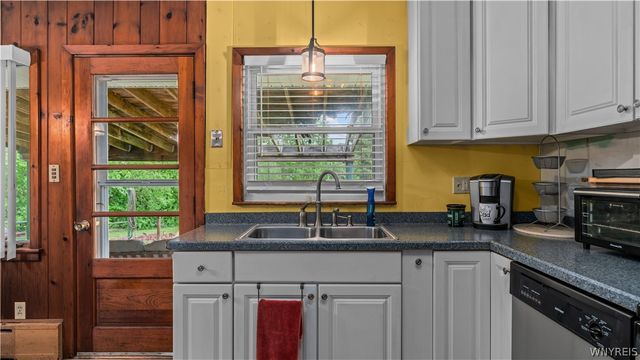 8430 Boston State Road, Boston, NY 14025