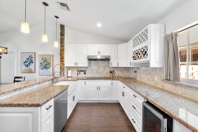 9800 NW 9th Court, Plantation, FL 33324