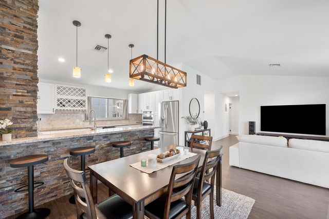 9800 NW 9th Court, Plantation, FL 33324