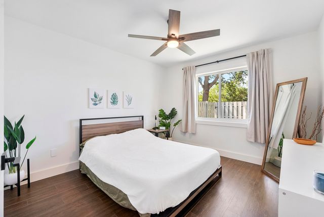 9800 NW 9th Court, Plantation, FL 33324